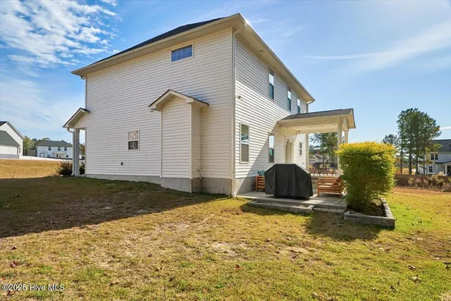 $410,000 | 1614 Redbud Court, Aberdeen, NC 28315