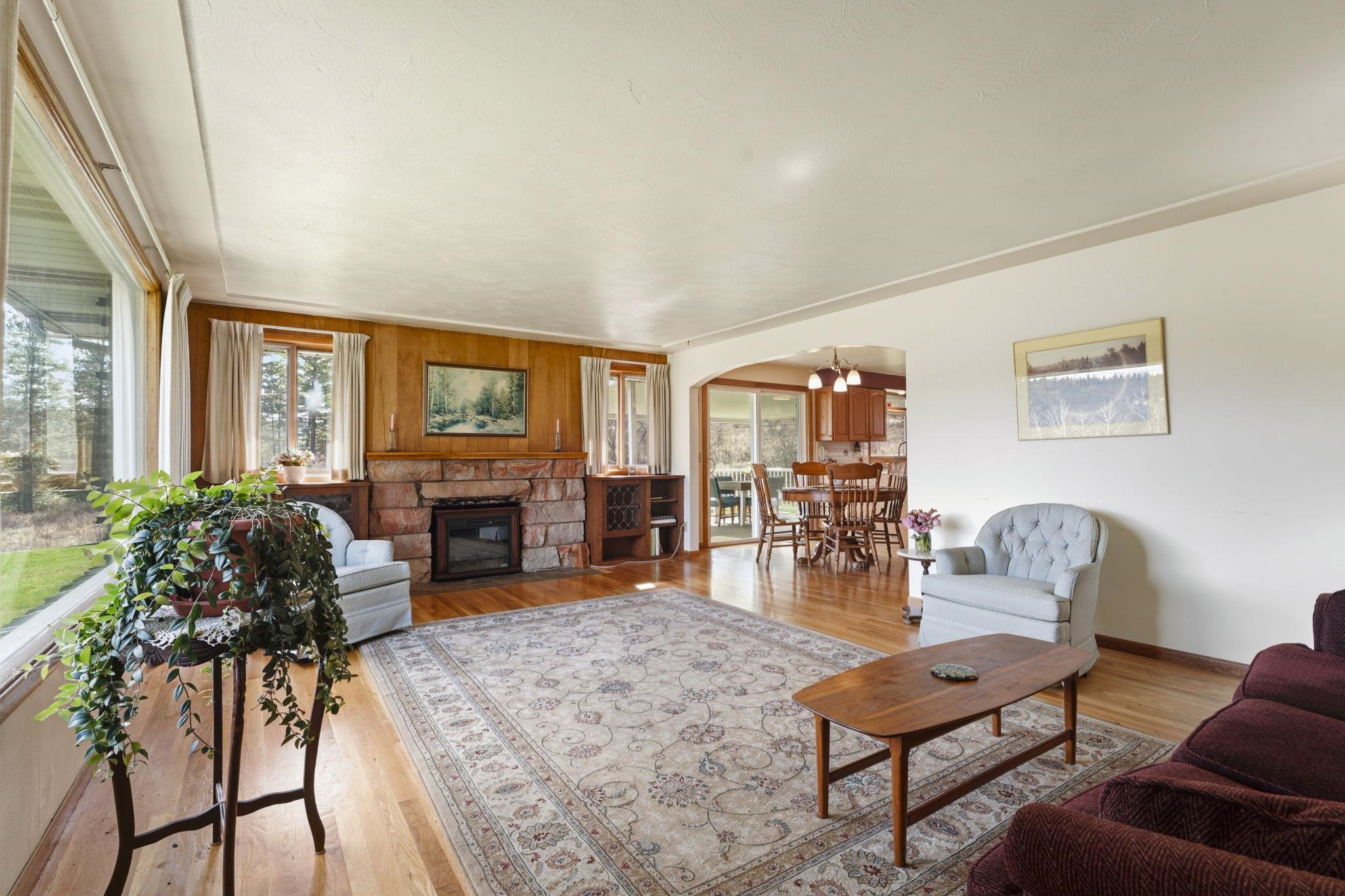 12904 East Sillman Road Mead, WA 99021 - Photo 4 of 50 Gallery Image 4