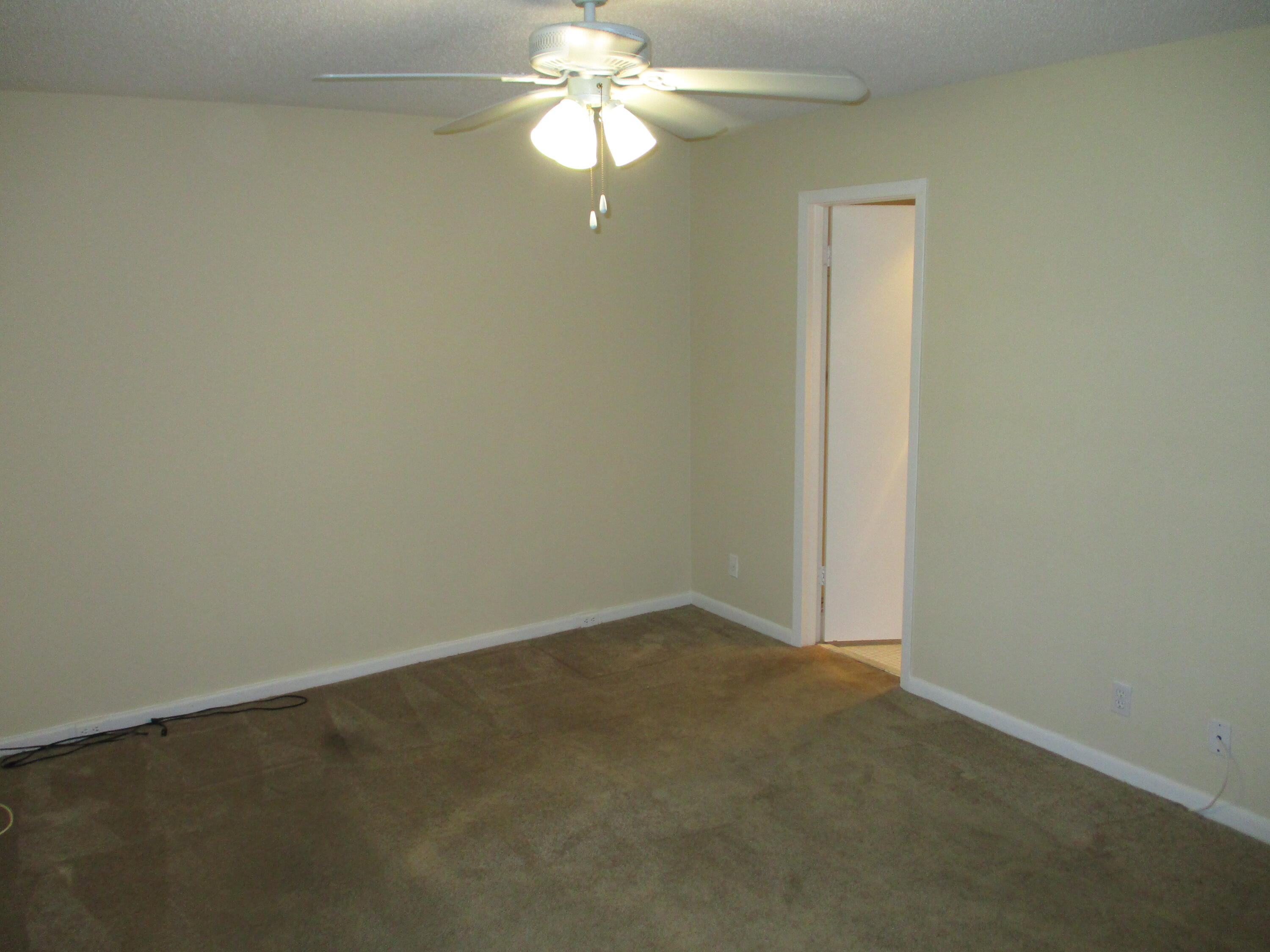 506 Mansfield M Boca Raton, FL 33434 - Photo 15 of 37 IMG_0544