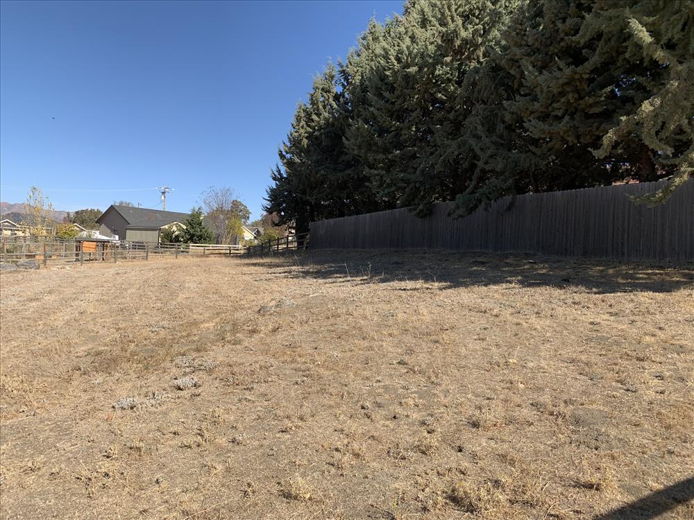 Arlington Place Tehachapi, CA 93561 - Photo 10 of 14 a view of patio