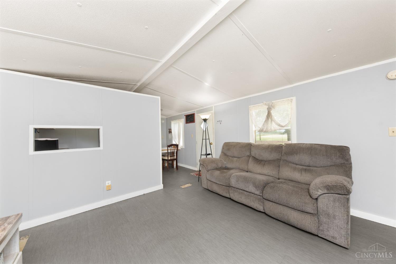 10656 Kendall Road Winchester, OH 45697 - Photo 5 of 22 Gallery Image 5