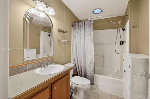 $337,000 | 2228 Southwest 83rd Avenue, Davie, FL 33324