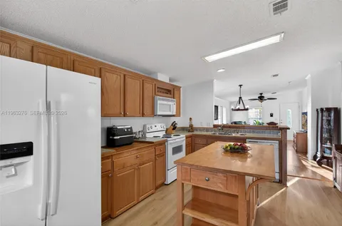$337,000 | 2228 Southwest 83rd Avenue, Davie, FL 33324
