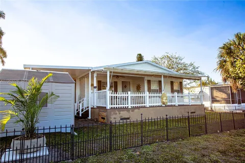 $337,000 | 2228 Southwest 83rd Avenue, Davie, FL 33324