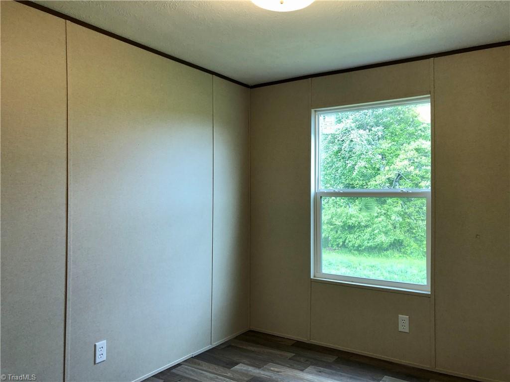 279 Melton Road Elkin, NC 28621 - Photo 12 of 17 Gallery Image 12