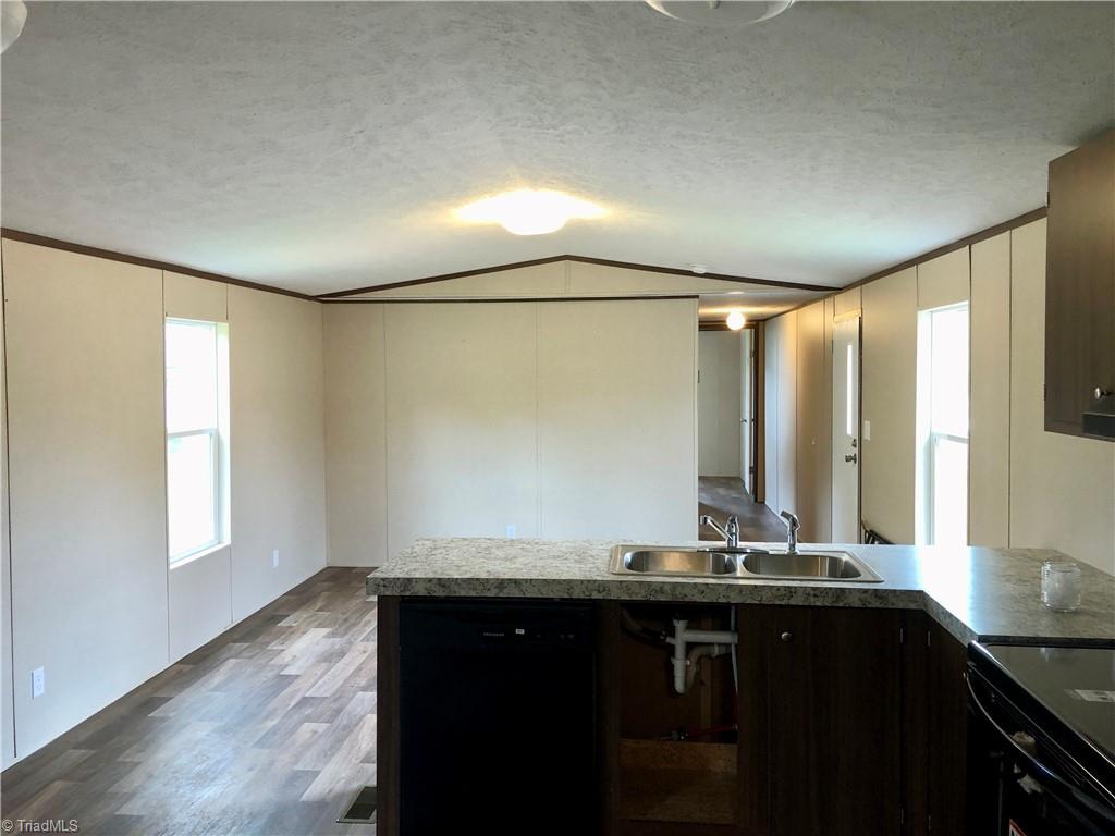 279 Melton Road Elkin, NC 28621 - Photo 6 of 17 Gallery Image 6
