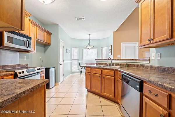 $410,000 | 6448 Skyler Road, Walls, MS 38680