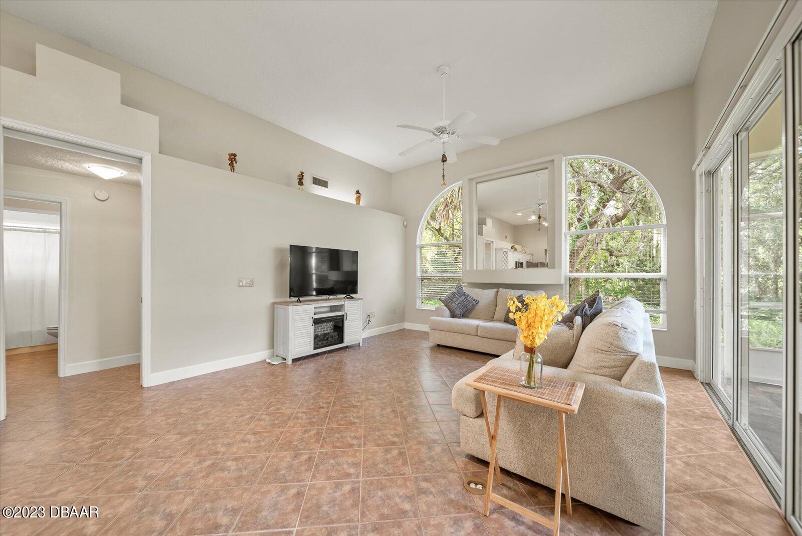 47 Coquina Ridge Way Ormond Beach, FL 32174 - Photo 19 of 51 Family Room