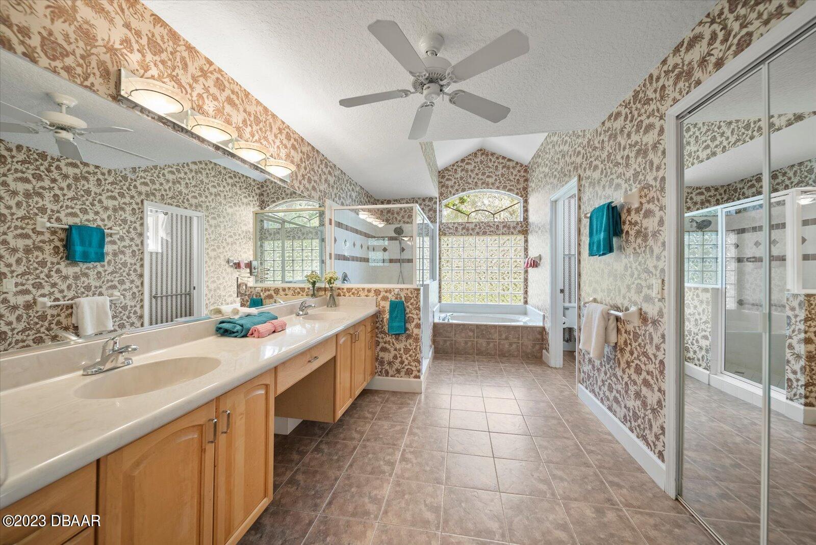 47 Coquina Ridge Way Ormond Beach, FL 32174 - Photo 24 of 51 Master bathroom