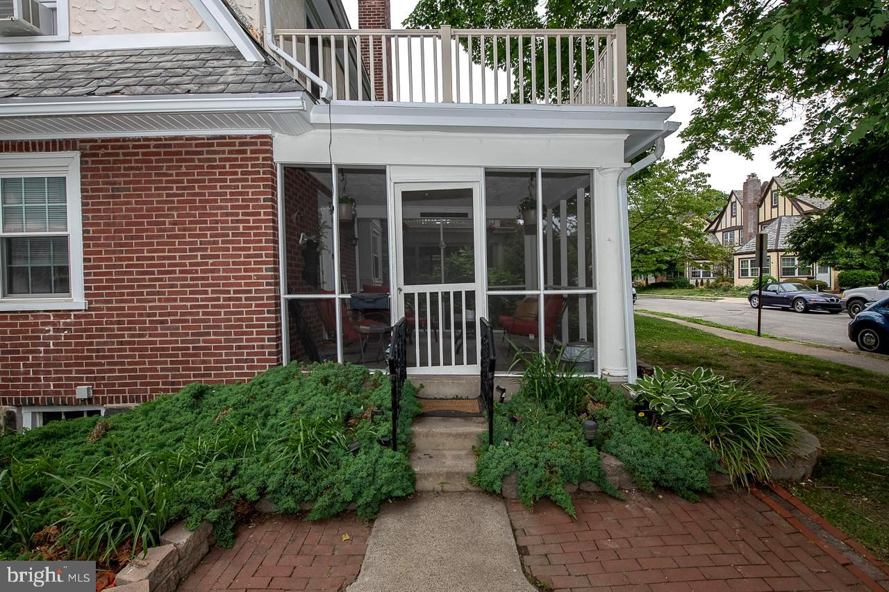 115 Gladstone Road Lansdowne, PA 19050 - Photo 4 of 52
