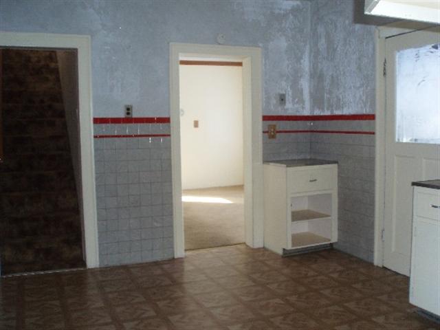 3517 Palms Road Casco, MI 48064 - Photo 10 of 30 31043165-9.JPG