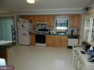 218 Sunrise Road Reading, PA 19606 - Photo 3 of 6 Gallery Image 3