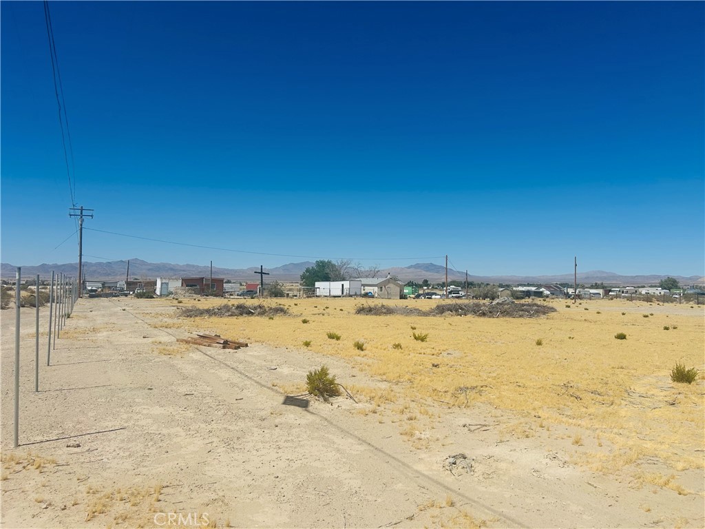 33812 Sunset Road Lucerne Valley, CA 92356 - Photo 7 of 21