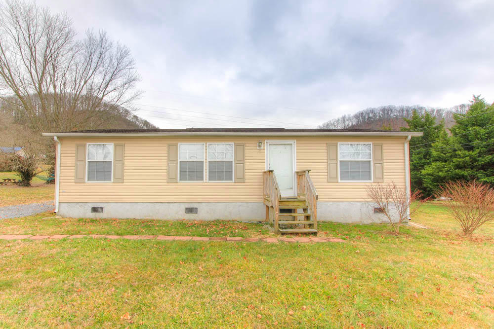 7916 Munsey Road Corryton, TN 37721 - Photo 3 of 22 + Perceptions (3)