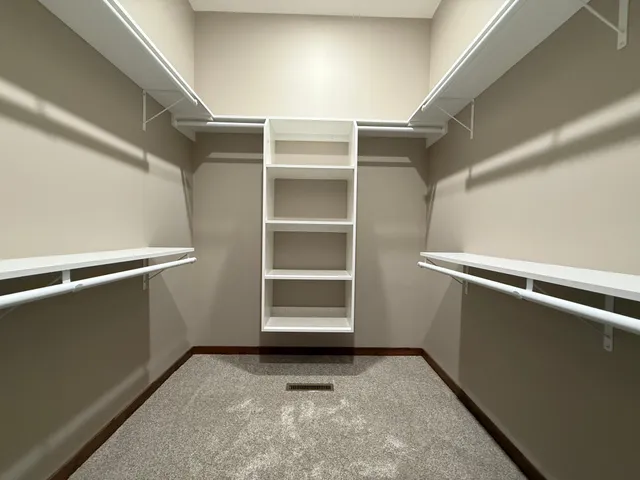 $419,900 | 1207 South Shore Drive, Worthington, MN 56187