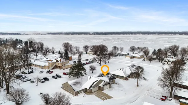 $419,900 | 1207 South Shore Drive, Worthington, MN 56187