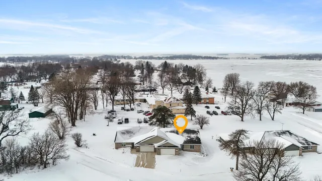 $419,900 | 1207 South Shore Drive, Worthington, MN 56187