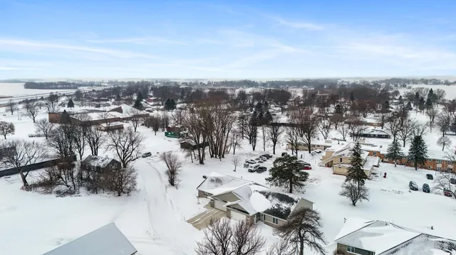 $419,900 | 1207 South Shore Drive, Worthington, MN 56187