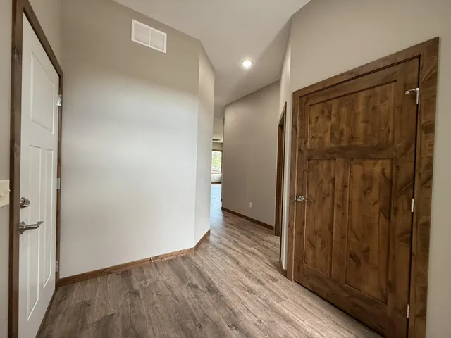 $419,900 | 1207 South Shore Drive, Worthington, MN 56187