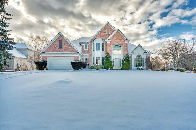 $699,900 | 5 Ceramar Drive, Perinton, NY 14526