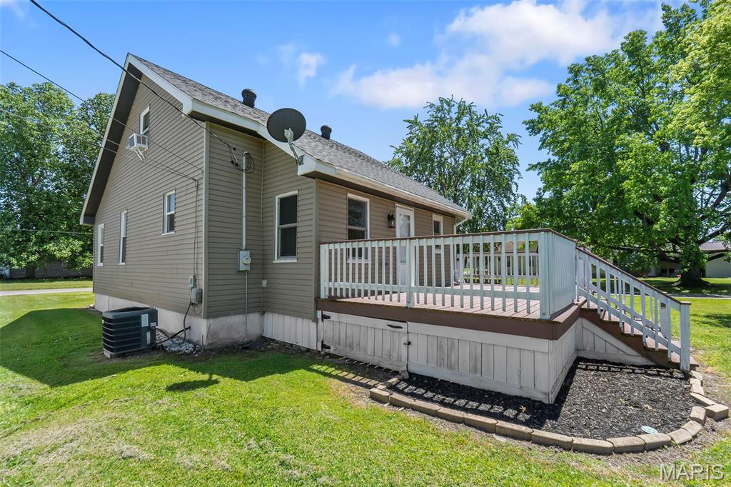 401 North 3rd Street Chaffee, MO 63740 - Photo 8 of 23