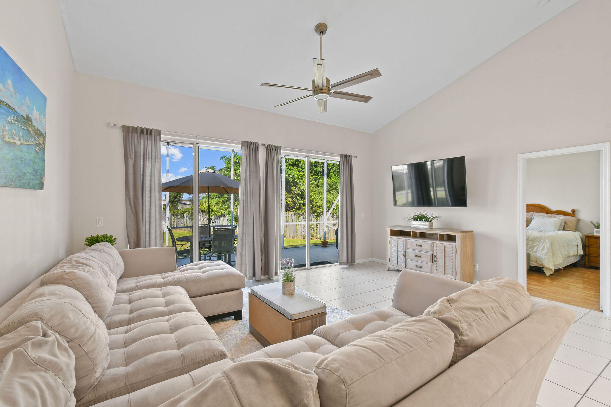 1090 Choctaw Street Jupiter, FL 33458 - Photo 4 of 30 1090ChoctawSt_living room to master