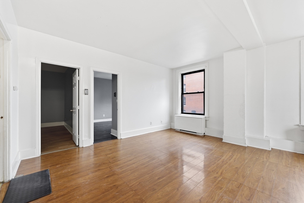140 Chestnut Street, Unit 319 Springfield, MA 01103 - Photo 23 of 39