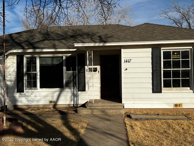 1417 South Colgate Street Perryton, TX 79070 - Photo 3 of 15 2