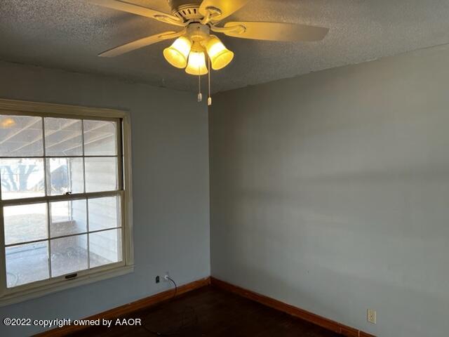 1417 South Colgate Street Perryton, TX 79070 - Photo 6 of 15 6