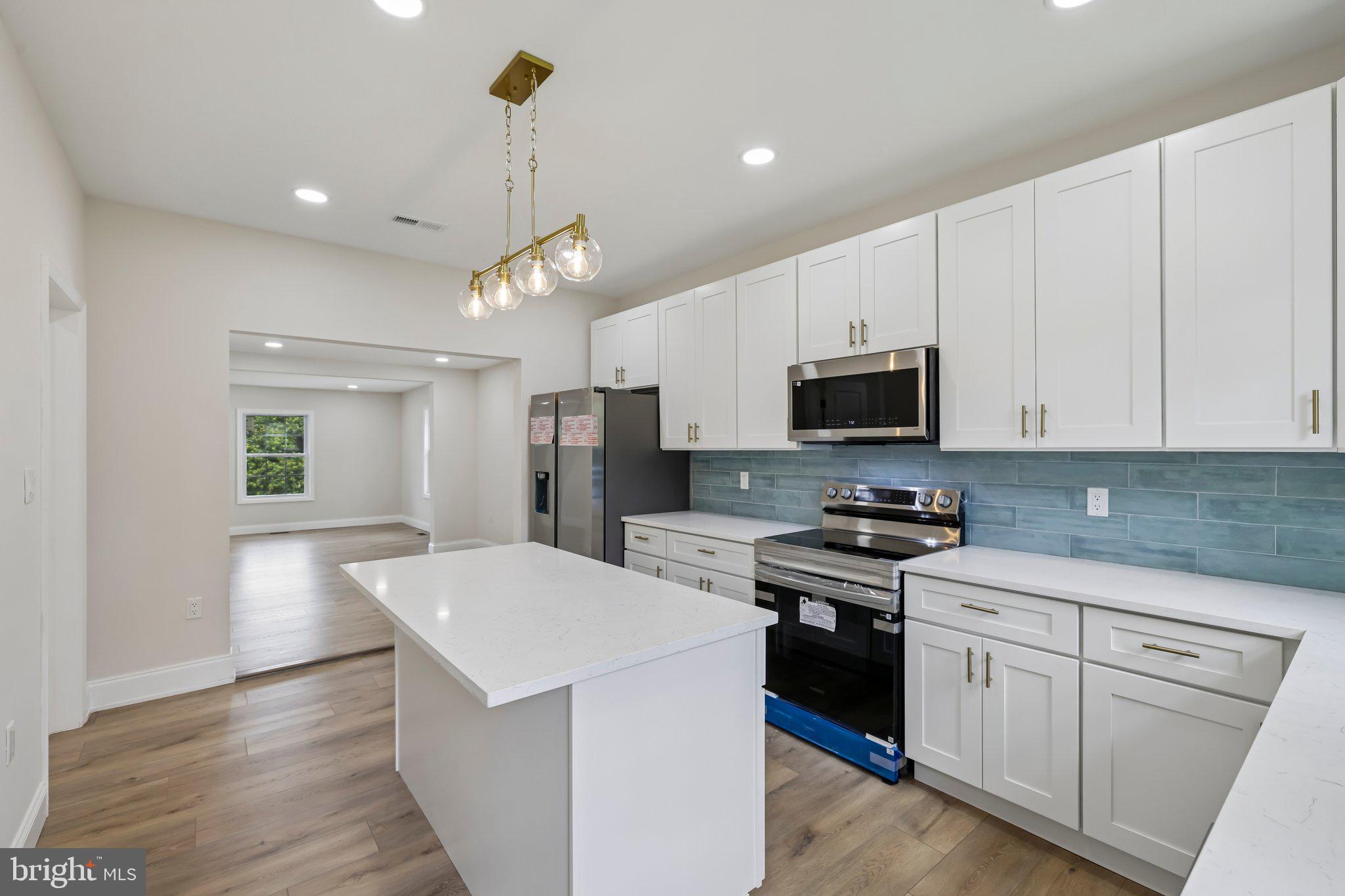 3215 Rosalie Road Baltimore, MD 21227 - Photo 11 of 41 Gallery Image 11