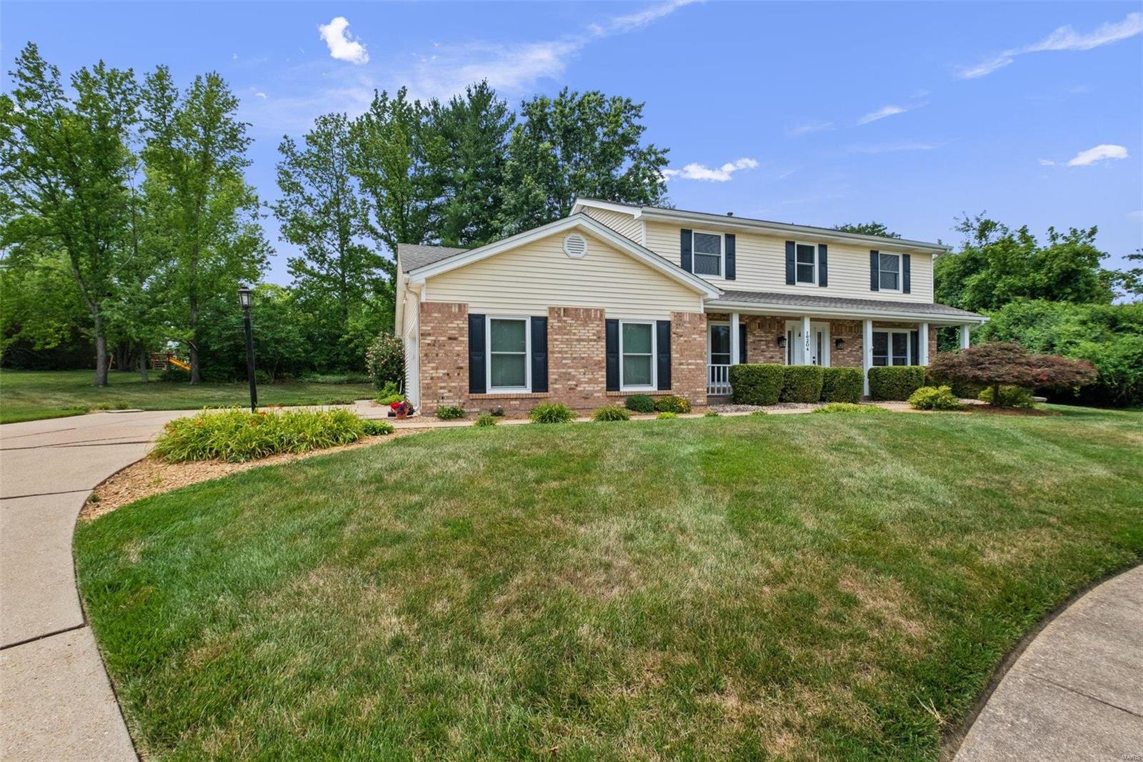 16204 Windfall Ridge Drive Chesterfield, MO 63005 - Photo 4 of 48 Gallery Image 4