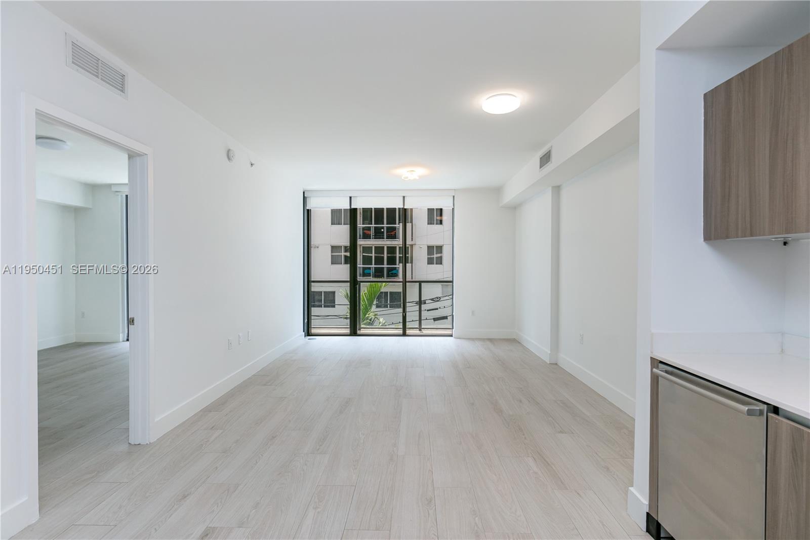 201 Southwest 17th Road, Unit 303 Miami, FL 33129 - Photo 19 of 35