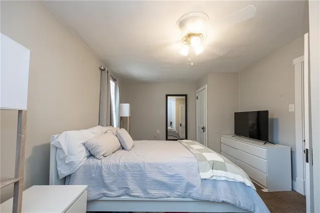 $158,000 | 634 1/2 5th Avenue, Coraopolis, PA 15108