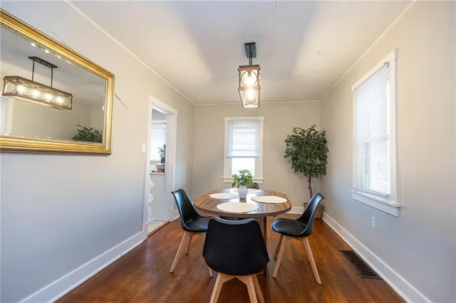 $158,000 | 634 1/2 5th Avenue, Coraopolis, PA 15108