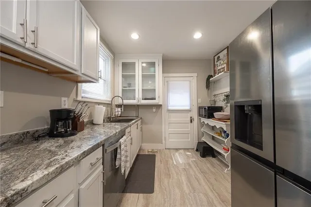 $158,000 | 634 1/2 5th Avenue, Coraopolis, PA 15108