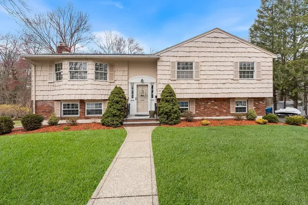 $899,999 | 3 Harvard Street, Peabody, MA 01960