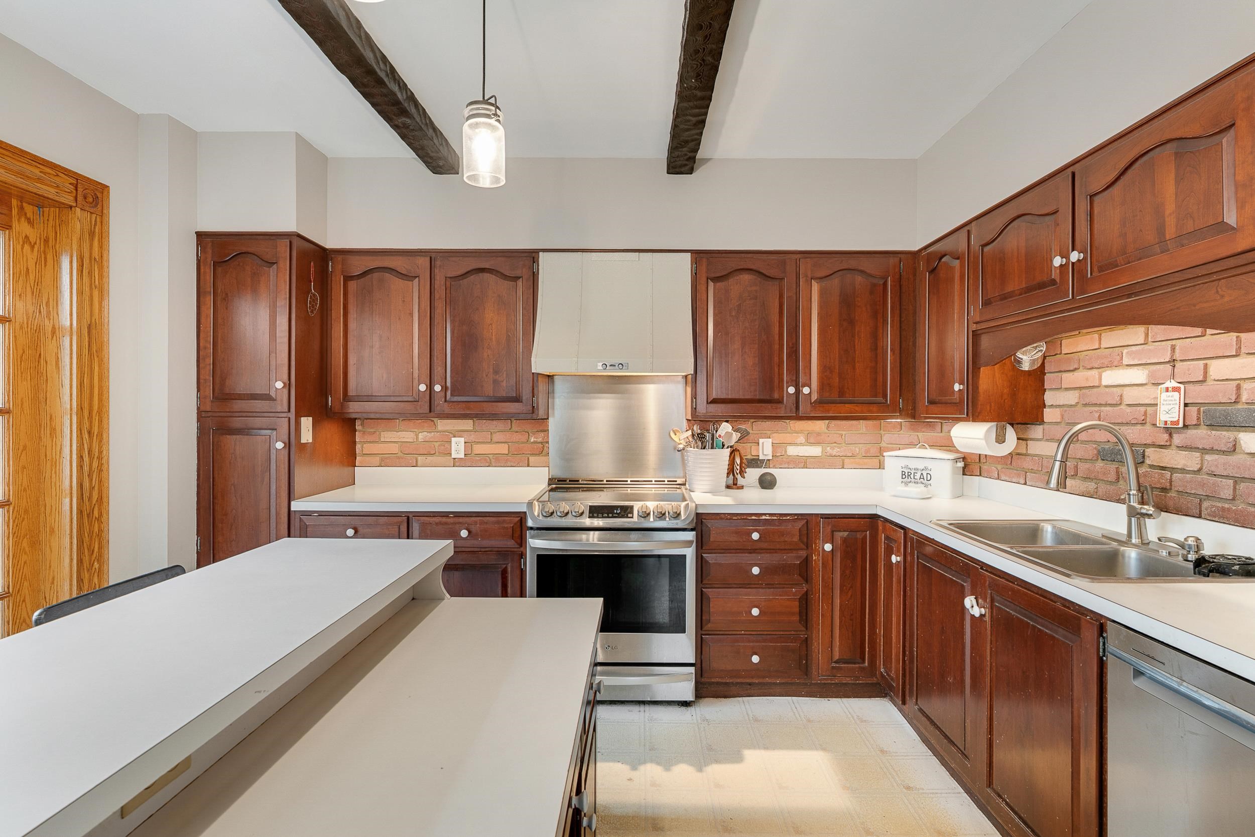102 Orange Street Barre, VT 05641 - Photo 17 of 60