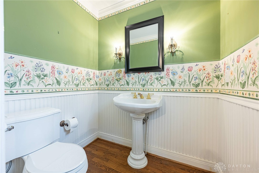 1919 Tait Circle Road Kettering, OH 45429 - Photo 22 of 69 Foyer/entry powder room.