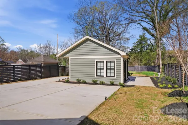 $3,500 | 1840 Merriman Avenue, Charlotte, NC 28203
