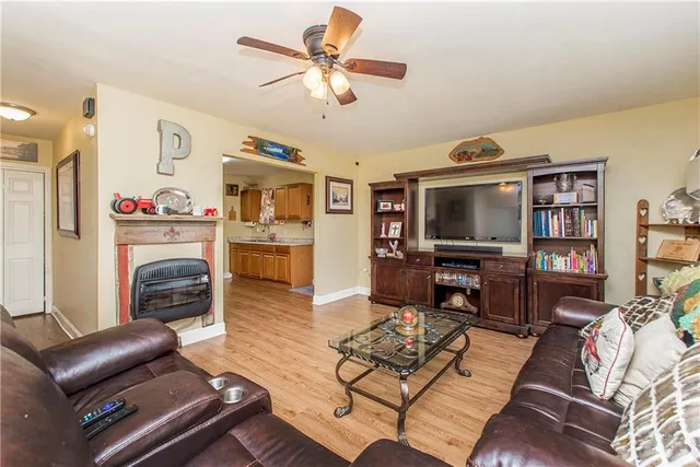 $299,000 | 26820 Highway 42, Springfield, LA 70462