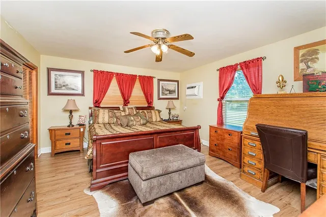 $299,000 | 26820 Highway 42, Springfield, LA 70462