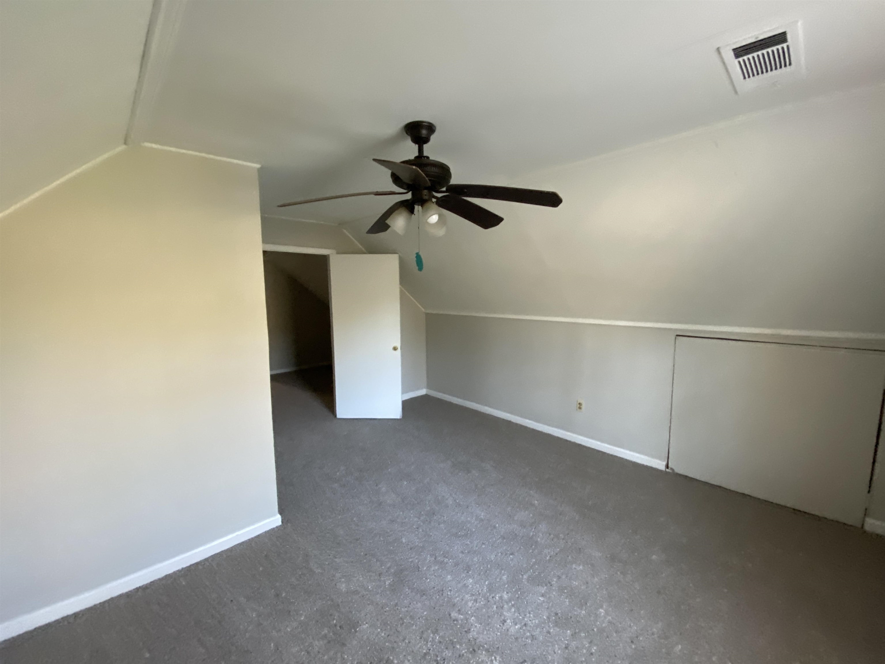 1764 Dale Lavern Road Memphis, TN 38116 - Photo 2 of 13