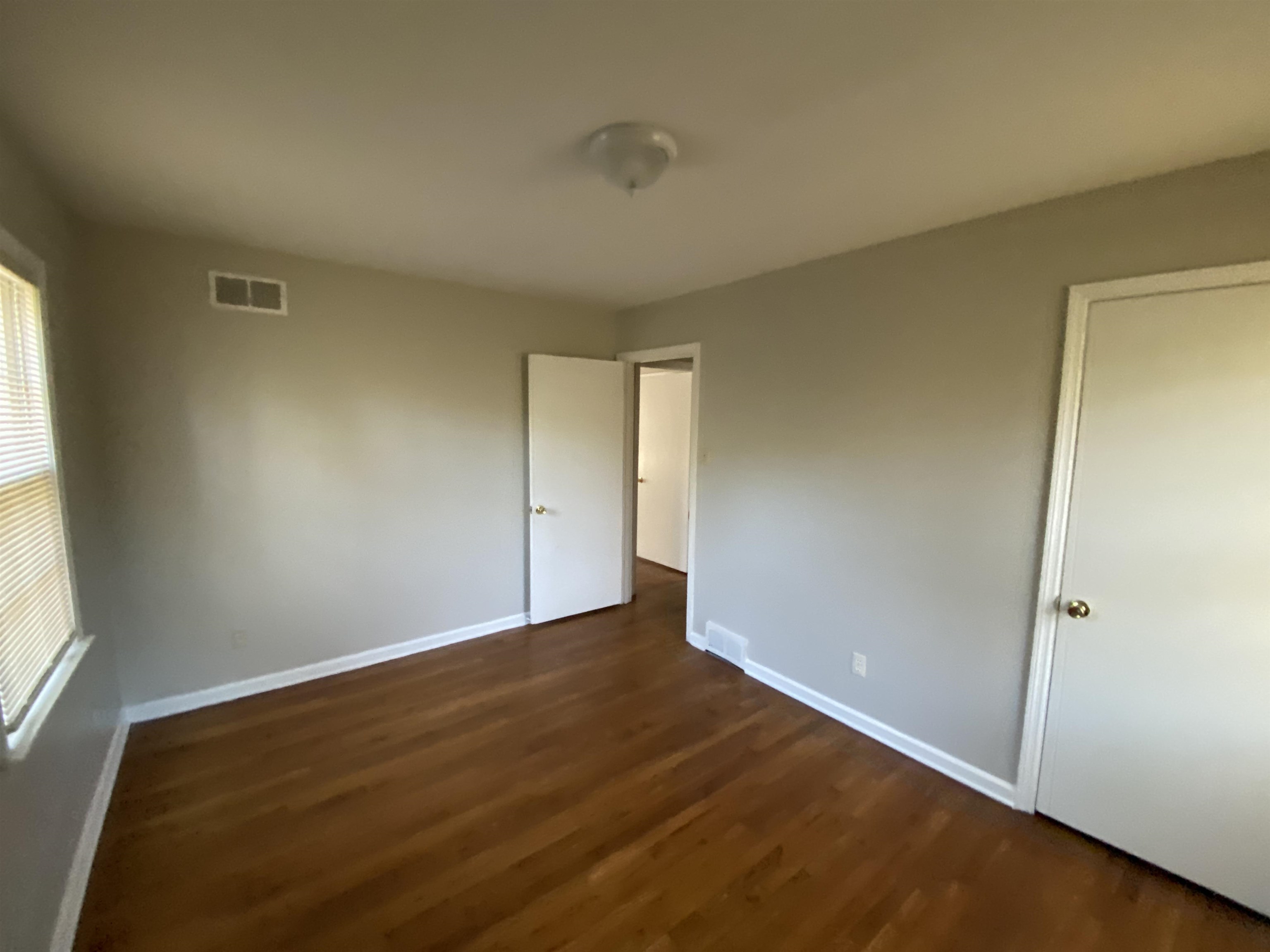 1764 Dale Lavern Road Memphis, TN 38116 - Photo 3 of 13