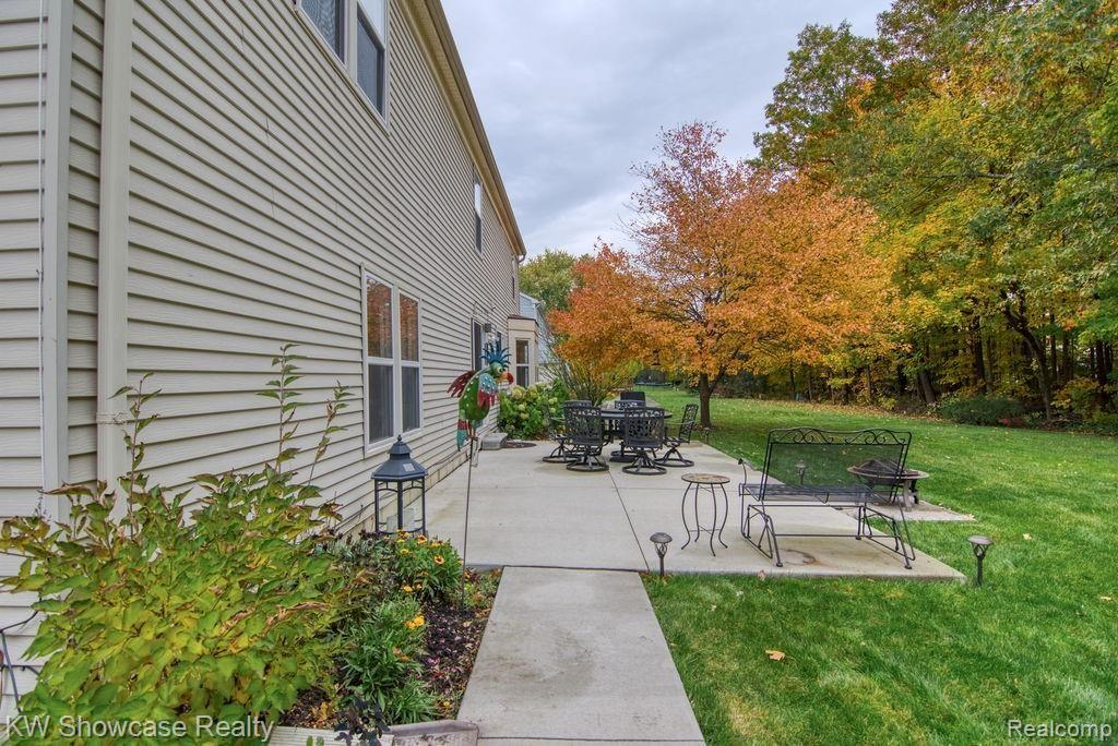 35929 Fredericksburg Road Farmington, MI 48331 - Photo 35 of 38 35929Fredericksburg(11of40).jpg
