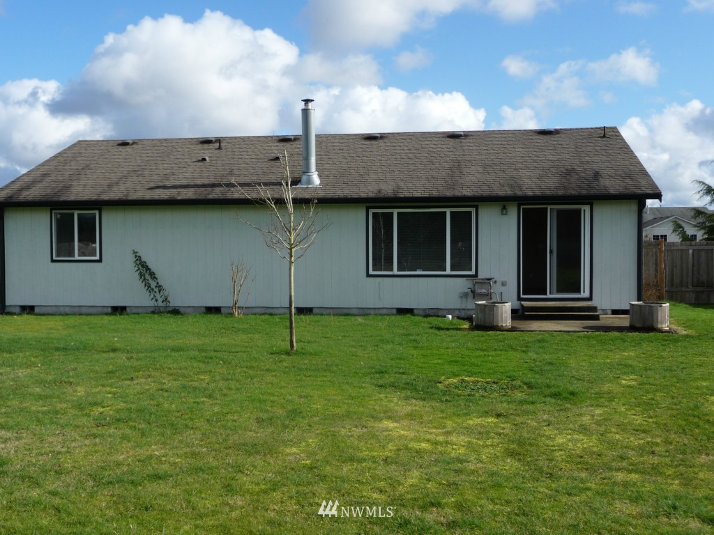 9206 Applegate Loop Southwest Rochester, WA 98579 - Photo 7 of 8