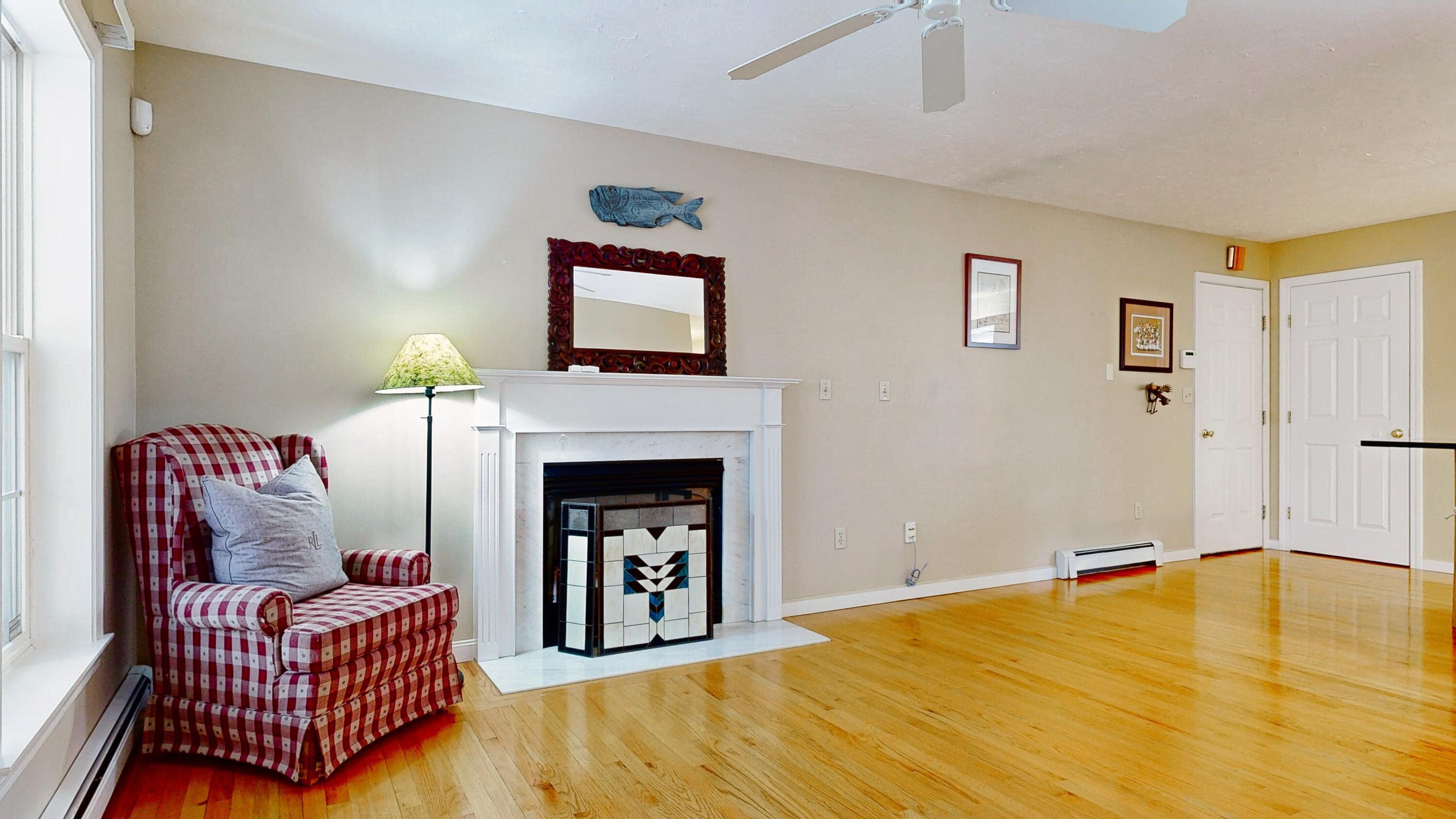53 Old Cluff Road Kennebunkport, ME 04046 - Photo 17 of 43 Family Room off Kitchen