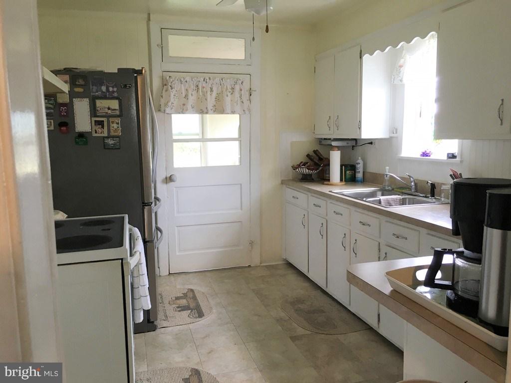 500 Blooming Grove Road Hanover, PA 17331 - Photo 4 of 13