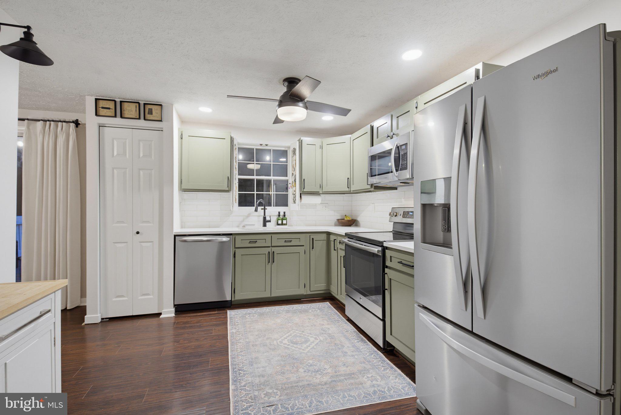 8 Contour Road Mount Airy, MD 21771 - Photo 10 of 46 Gallery Image 10