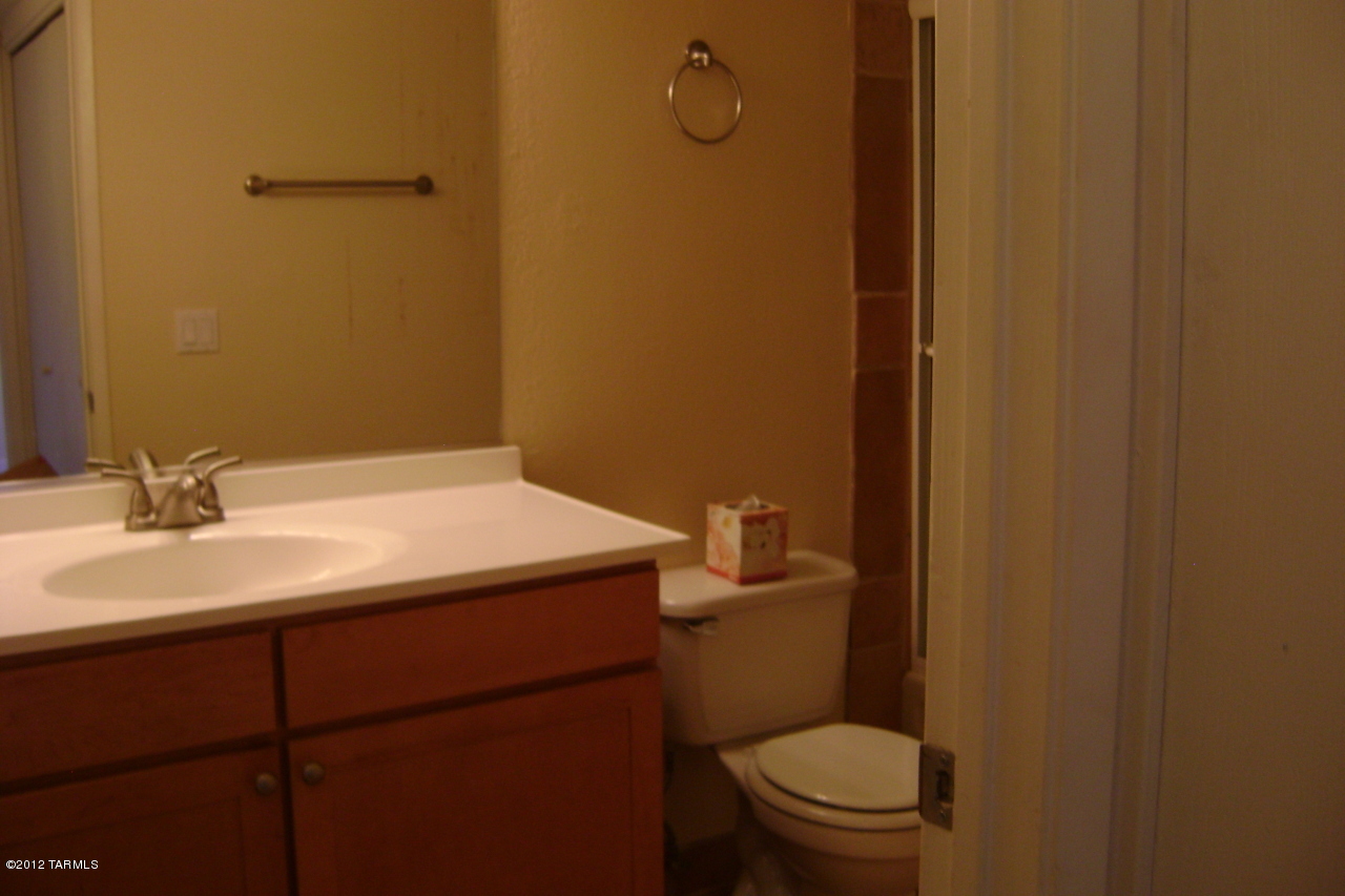 3357 North Country Club Road, Unit 11 Tucson, AZ 85716 - Photo 6 of 16 Gallery Image 6
