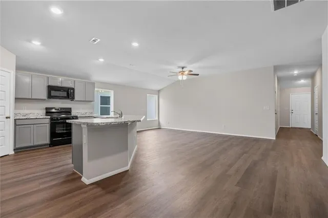 $319,990 | 37841 West 208th Terrace, Edgerton, KS 66021